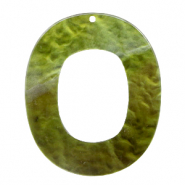 Resin Anh&auml;nger Oval 48x40mm Olive green