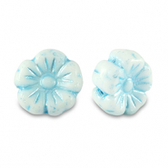 Böhmische Perlen Blume 9mm Light blue metallic-white