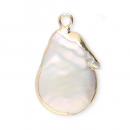 Imperfekten S&uuml;&szlig;wasserperlen Anh&auml;nger asymmetric Drop Gold-Natural white