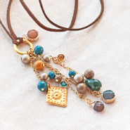 Schmucksets Machen Sie Bohemian Halsketten und Ohrringe aus Glasperlen