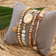 Schmucksets Schmuckinspiration mit natürlichem Look