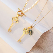 Schmucksets So gestalten Sie Schmuck mit Kettenanhänger im Schlüssel-Look