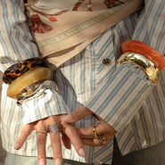 Schmucksets Armreifen & Broschen: die Statement-Pieces dieser Saison