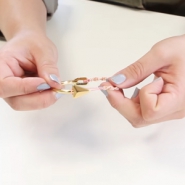 DIY Tutorial: Selbst Schmuck machen – Basis Armband Pfeil aus DQ mit Macramé 