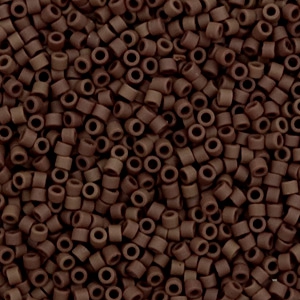 Miyuki Perlen delica's 11/0 Opaque matte espresso brown DB-1910