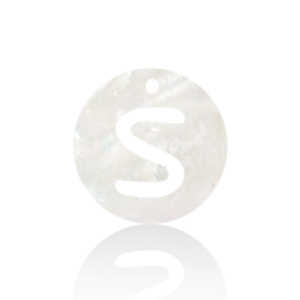 Muschel Anh&auml;nger S&uuml;&szlig;wasserperlmutt Buchstaben S White (Naturliche Farbe Muschel)
