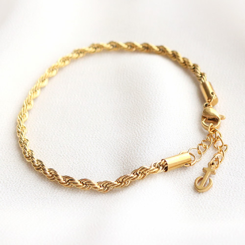 Machen Sie Minimalistischer Schmuck aus Stainless Steel 