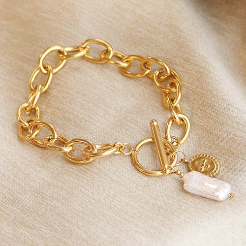 Wundersch&ouml;nen Schmuck gestalten mit gro&szlig;en S&uuml;&szlig;wasserperlen, stilvollen Edelstahlelementen und groben Verschl&uuml;ssen