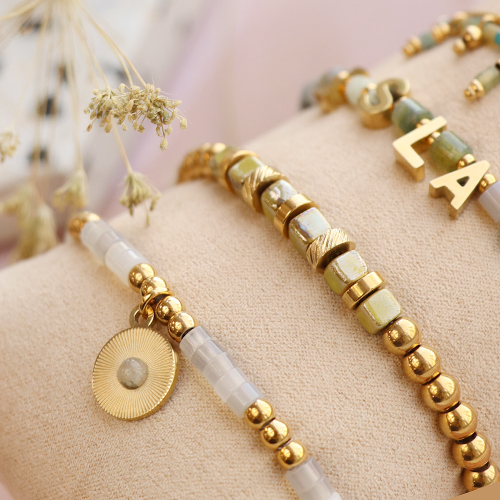 Armb&auml;nder mit trendigen Naturstein-Discperlen  