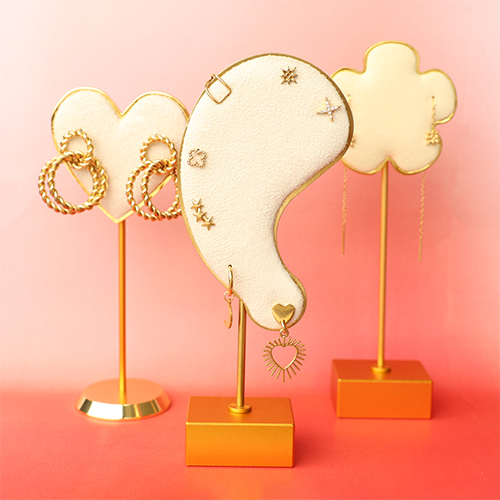 Zierlicher Blickfang f&uuml;r Ihre Schmuckpr&auml;sentation!