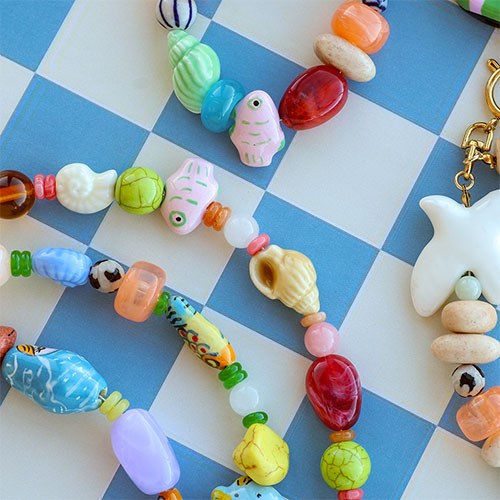 Ausdrucksstarke Designs mit Keramikperlen 