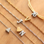 So machen Sie personalisierten Schmuck mit den neuen Stainless Steel Initialen Perlen: