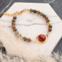 Entwerfen Sie trendigen Schmuck mit Polaris Elements Cabochons und Perlen