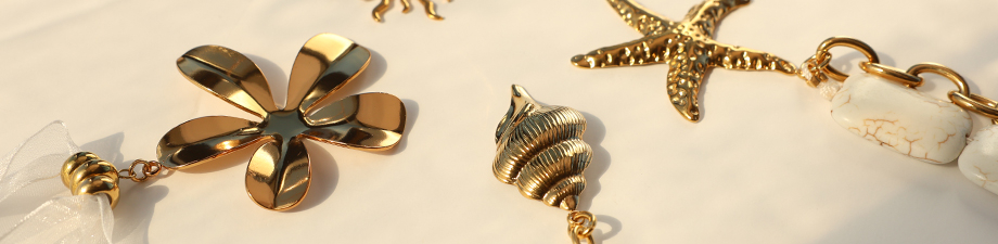 Anhänger einer Öse Anhänger einer Öse