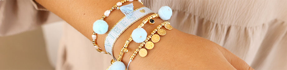 Pompom-Anh&auml;nger & Perlen