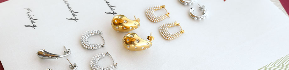 Neue stilvolle Serie Ohrringe aus Edelstahl