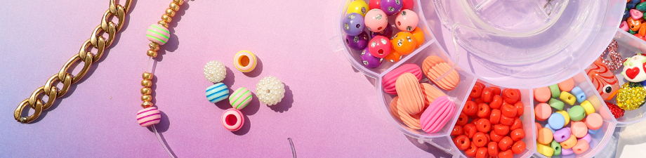 Neue Serie mit variantenreichen Acrylperlen Neue Serie mit variantenreichen Acrylperlen