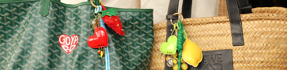 Mega Serie mit Taschenanh&auml;ngern