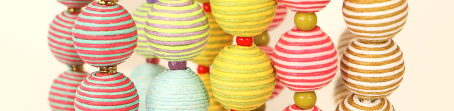 Neue Serie ausdrucksstarker Acrylperlen 