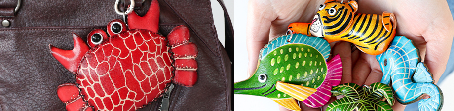 Neue lederne Geldbeutel und Schl&uuml;sselanh&auml;nger