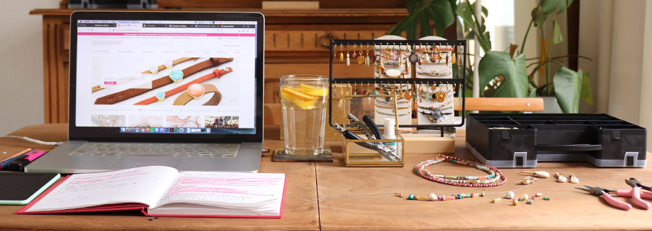 ''Zuhause arbeiten und verkaufen über sociale Medien'' afbeelding